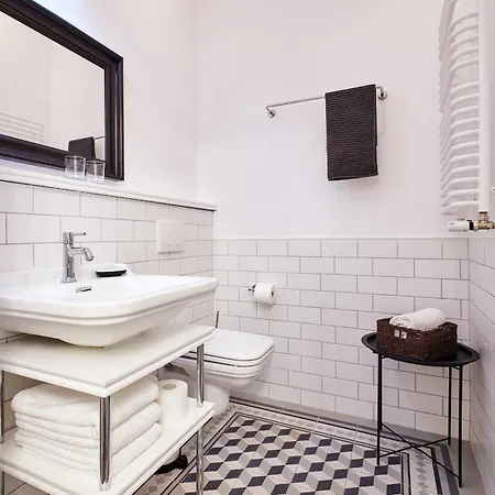 Nice In Old Town 2 Appartement *