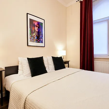 Nice In Old Town 2 Appartement *